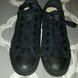 Black Converse